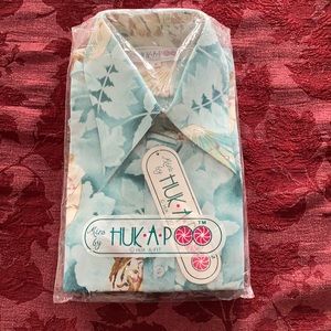 Men Hukapoo Dress Shirt size Medium new with tags